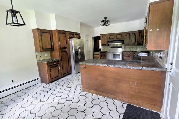 Interior, Kitchen, Pendant Lights, Stainless Steel Appliances