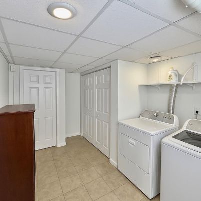 Interior, Washer