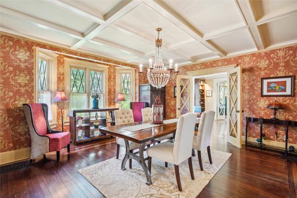 Chandelier, Dining room, Interior, Wood Texture Flooring
