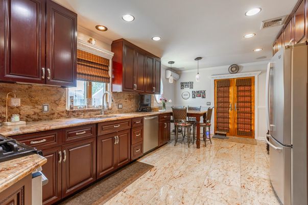 Interior, Kitchen, Pendant Lights, Recessed Lighting, Stainless Steel Appliances