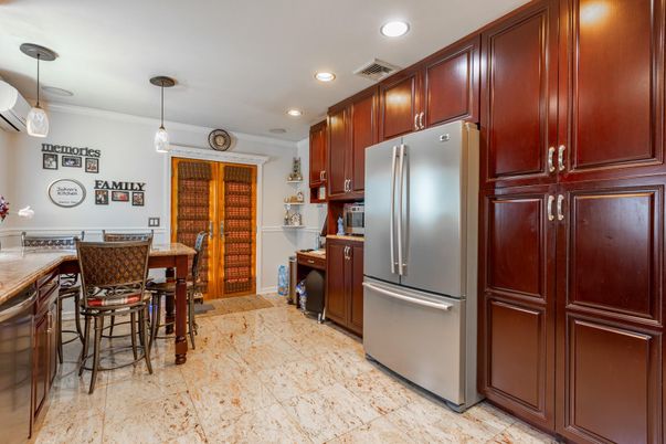 Dining room, Interior, Kitchen, Pendant Lights, Recessed Lighting