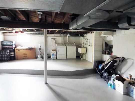 Garage, Interior, Washer