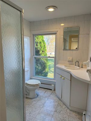 Bathroom, Interior, Marble, Recessed Lighting