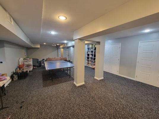 Game Room, Interior, Recessed Lighting