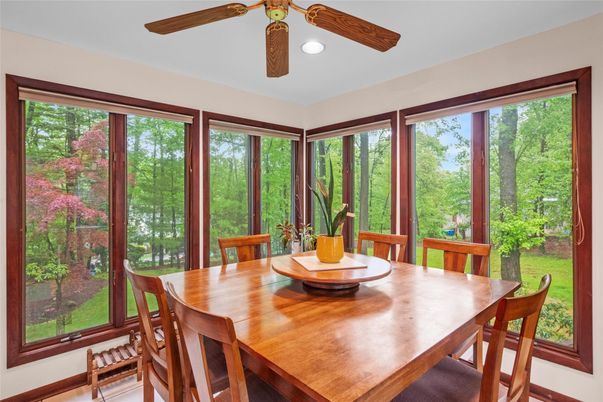 Dining room, Interior, Recessed Lighting