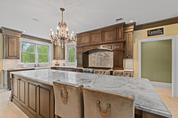 Chandelier, Interior, Kitchen, Recessed Lighting, Stainless Steel Appliances