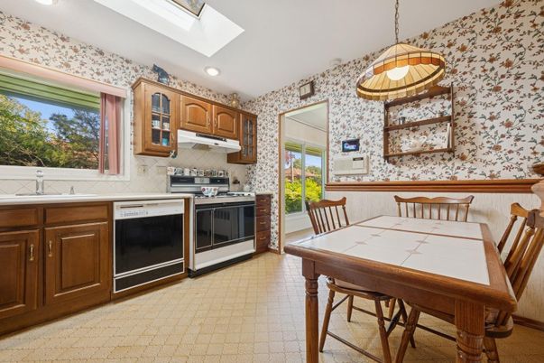 Dining room, Interior, Kitchen, Pendant Lights, Recessed Lighting