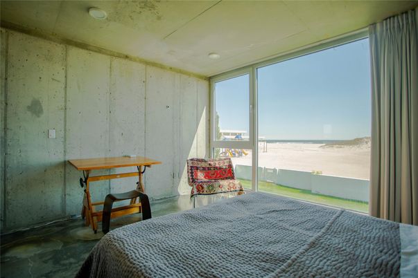 Bedroom, Interior, Water