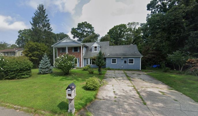 Backyard, Exterior, Facade, Brick Facade, Cape Cod