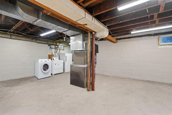 Interior, Stone Walls, Washer, Wooden Beams