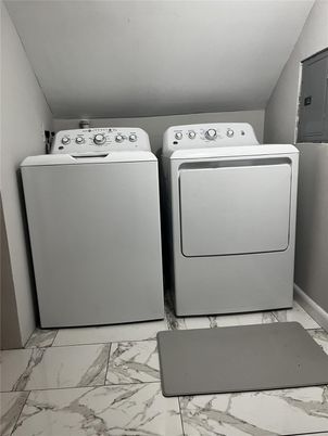 Interior, Marble, Utility Closets, Washer