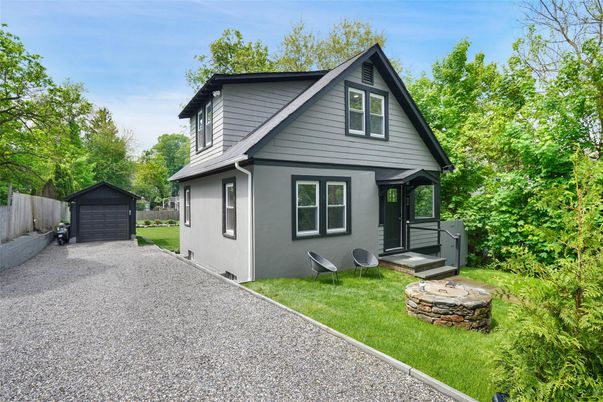 Detached Garage, Exterior