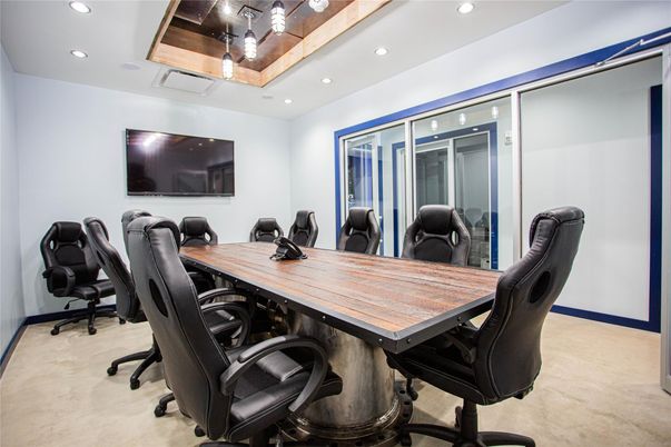 Dining room, Interior, Recessed Lighting