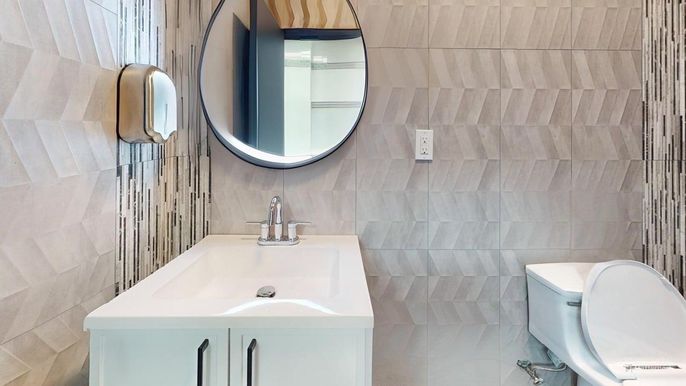Bathroom, Interior