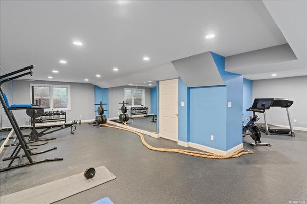 Fitness Equipment, Interior, Recessed Lighting
