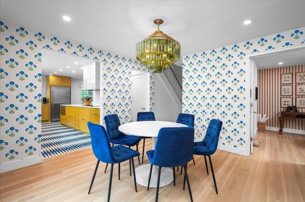 Chandelier, Dining room, Interior, Kitchen, Recessed Lighting, Wood Texture Flooring