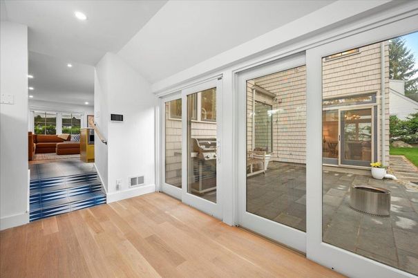 Interior, Recessed Lighting, Wood Texture Flooring