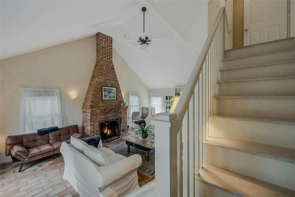 Fireplace, Interior, Living room