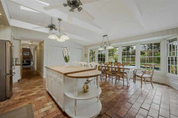 Dining room, Interior, Kitchen, Pendant Lights