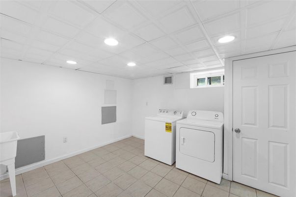 Interior, Recessed Lighting, Washer