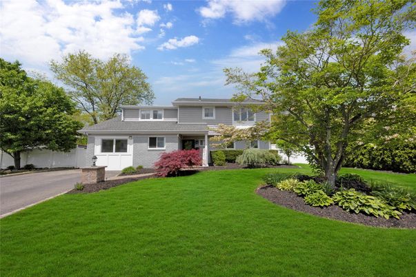 Attached, Backyard, Exterior, Facade, Split Level