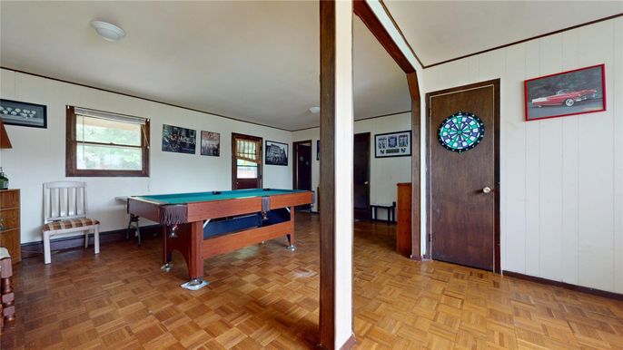 Billiard Table, Game Room, Interior, Wood Texture Flooring