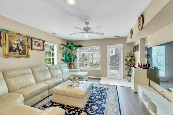 Interior, Living room, Recessed Lighting, Wood Texture Flooring