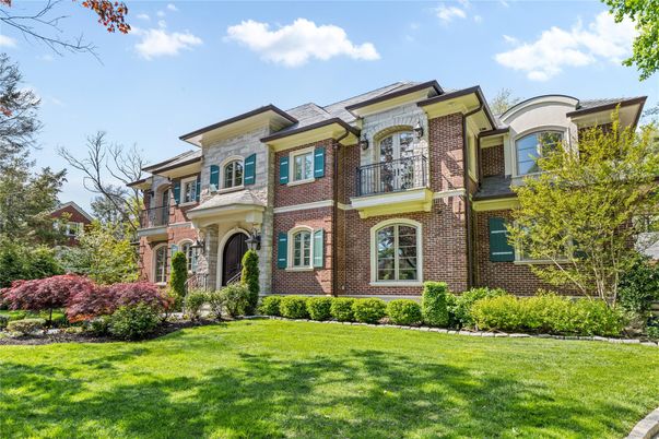 Exterior, Facade, Brick Facade, Brick Traditional