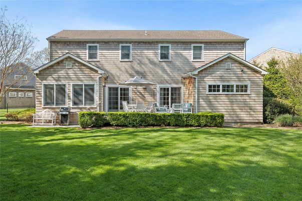 Backyard, Exterior, Facade, Georgian