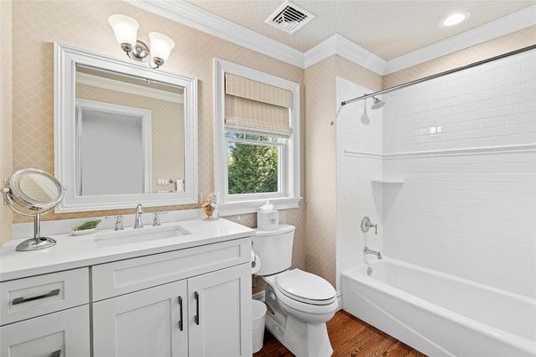 Bathroom, Interior, Recessed Lighting, Wood Texture Flooring