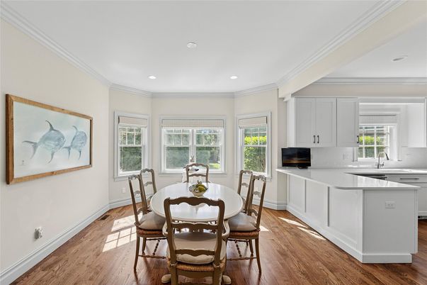 Dining room, Interior, Kitchen, Recessed Lighting, Wood Texture Flooring