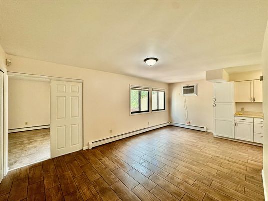 Empty room, Interior, Kitchen, Wood Texture Flooring