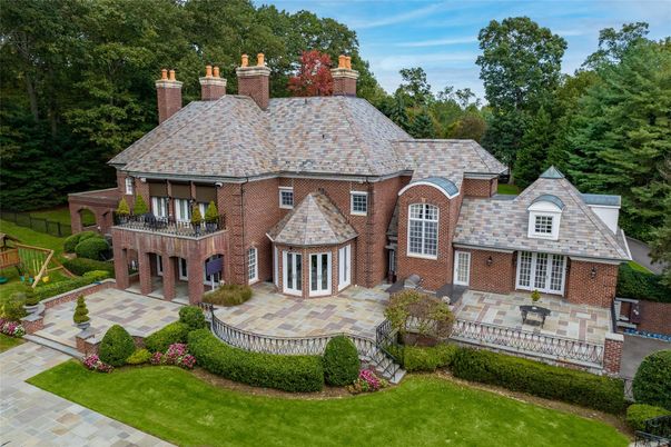 Exterior, Facade, Brick Facade, French Provincial