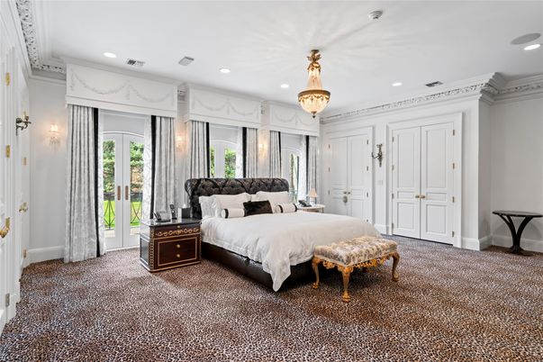 Bedroom, Chandelier, Interior, Recessed Lighting