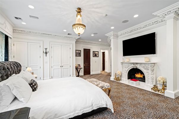 Bedroom, Fireplace, Interior, Recessed Lighting