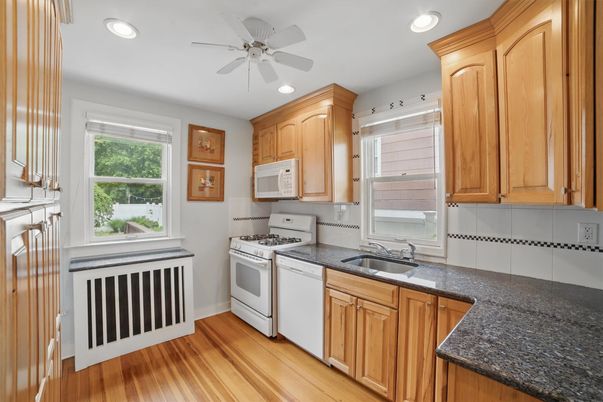 Interior, Kitchen, Recessed Lighting, Wood Texture Flooring