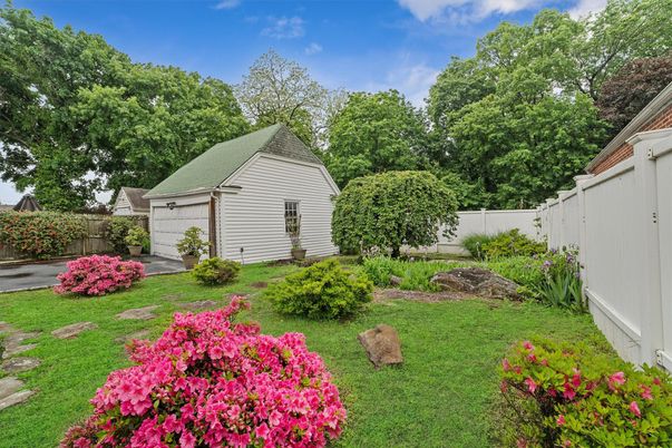 Backyard, Detached Garage, Exterior