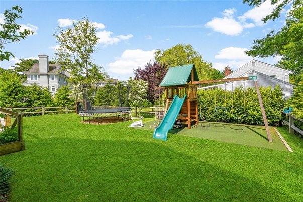 Backyard, Exterior, Playground
