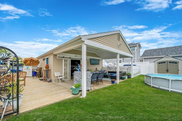 Backyard, Exterior, Pool