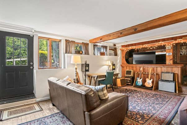 Interior, Living room, Wooden Beams