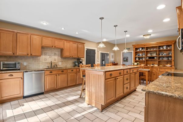 Interior, Kitchen, Pendant Lights, Recessed Lighting, Stainless Steel Appliances