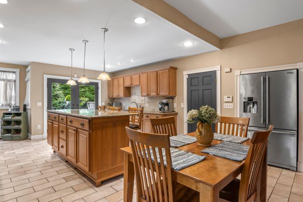 Dining room, Interior, Kitchen, Pendant Lights, Recessed Lighting