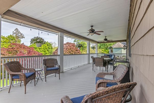 Exterior, Sun Room