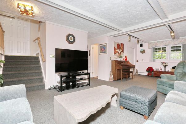Interior, Living room, Piano