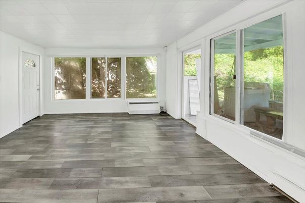 Empty room, Interior, Sun Room, Wood Texture Flooring