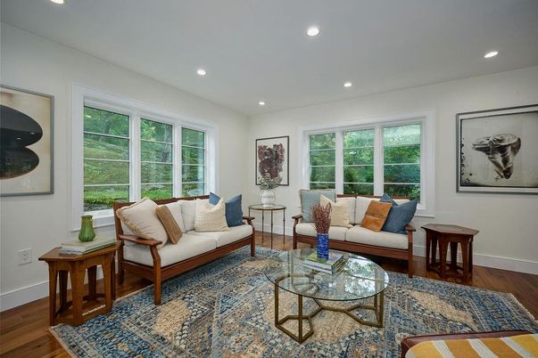 Interior, Living room, Recessed Lighting, Wood Texture Flooring