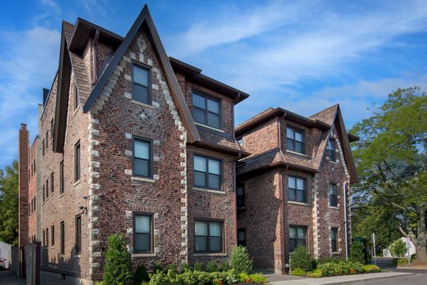Exterior, Facade, Brick Facade, Rowhouse