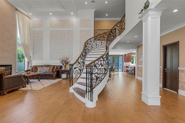 Interior, Living room, Recessed Lighting, Wood Texture Flooring