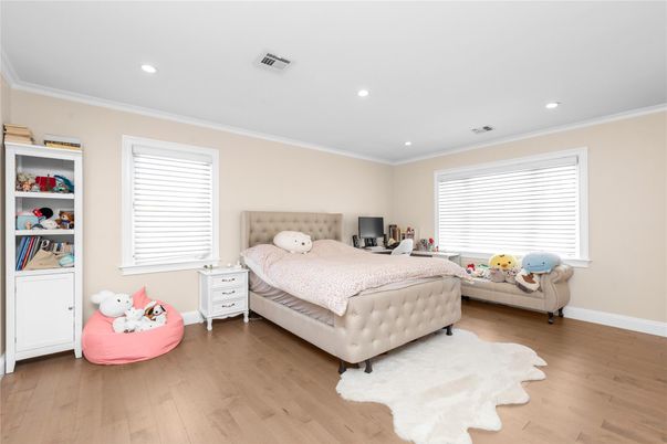 Bedroom, Interior, Recessed Lighting, Wood Texture Flooring