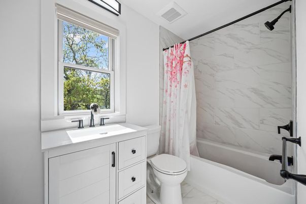 Bathroom, Interior, Marble, Marble Walls